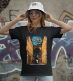 BUTSHIRT 'Infected - Breathless Kiss on the Lips of Melancholia' Regular-Fit' Ön & Arka Baskılı Unisex Tişört - Görsel 3